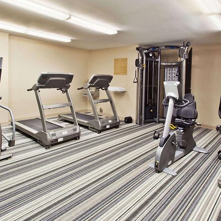 Sonesta Simply Suites Cleveland North Olmsted Airport Εξωτερικό φωτογραφία