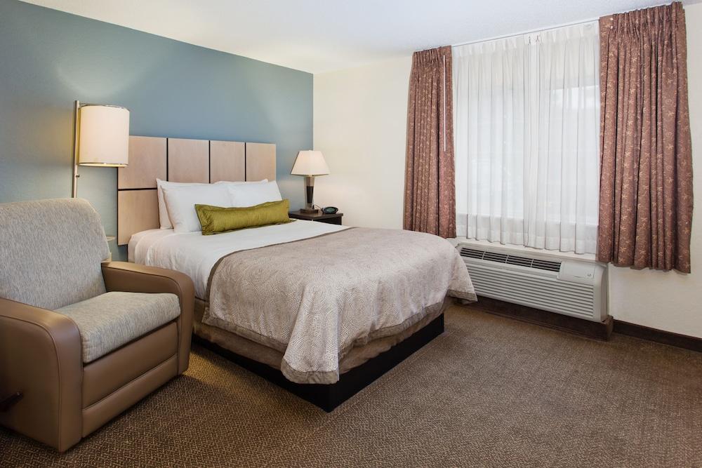 Sonesta Simply Suites Cleveland North Olmsted Airport Εξωτερικό φωτογραφία