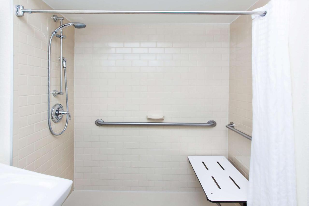 Sonesta Simply Suites Cleveland North Olmsted Airport Εξωτερικό φωτογραφία