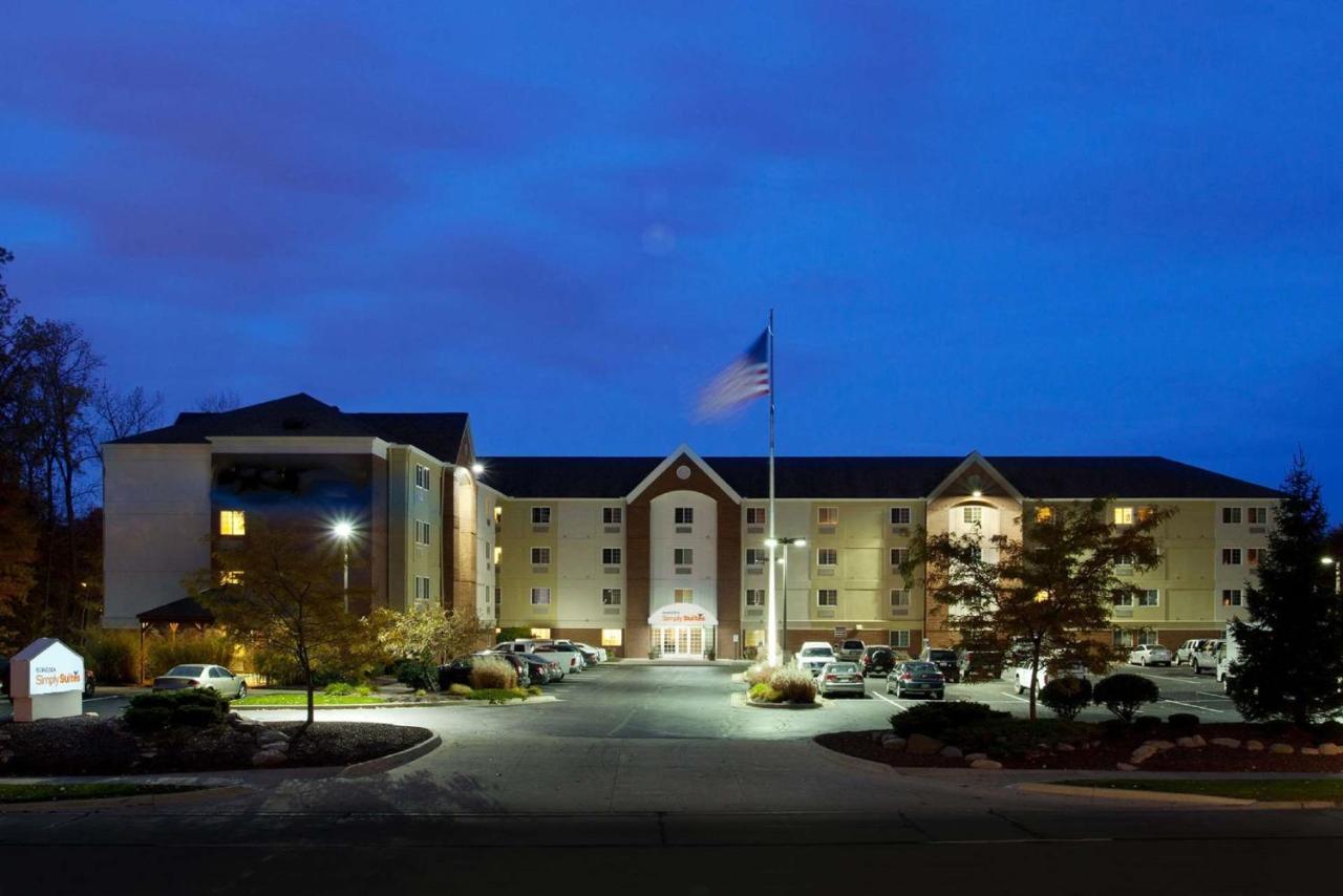 Sonesta Simply Suites Cleveland North Olmsted Airport Εξωτερικό φωτογραφία