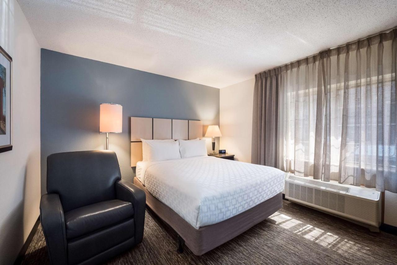 Sonesta Simply Suites Cleveland North Olmsted Airport Εξωτερικό φωτογραφία