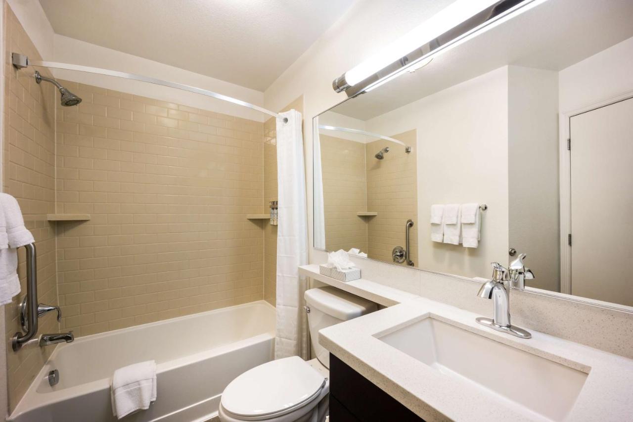 Sonesta Simply Suites Cleveland North Olmsted Airport Εξωτερικό φωτογραφία