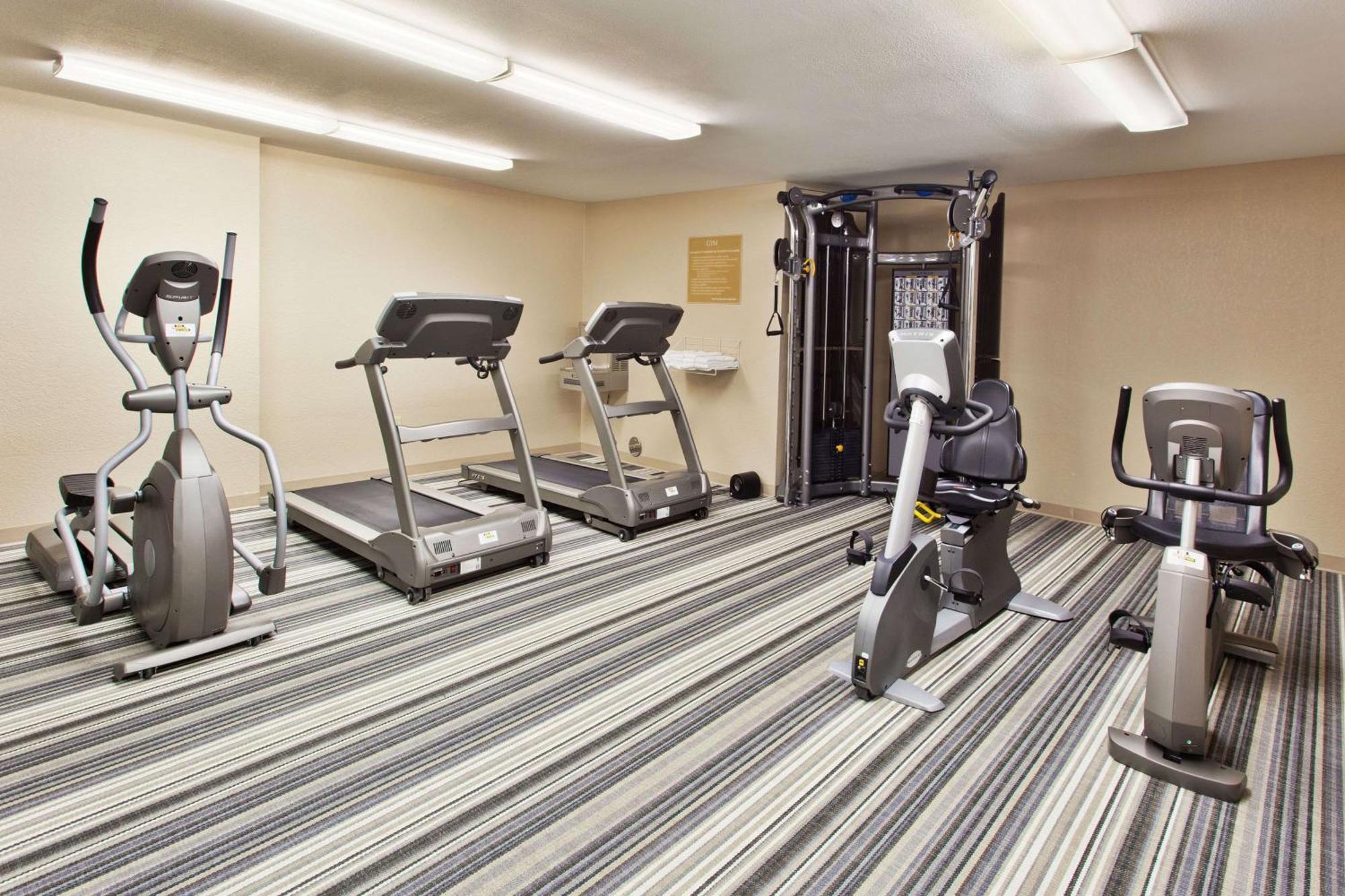 Sonesta Simply Suites Cleveland North Olmsted Airport Εξωτερικό φωτογραφία