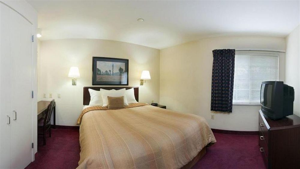 Sonesta Simply Suites Cleveland North Olmsted Airport Εξωτερικό φωτογραφία
