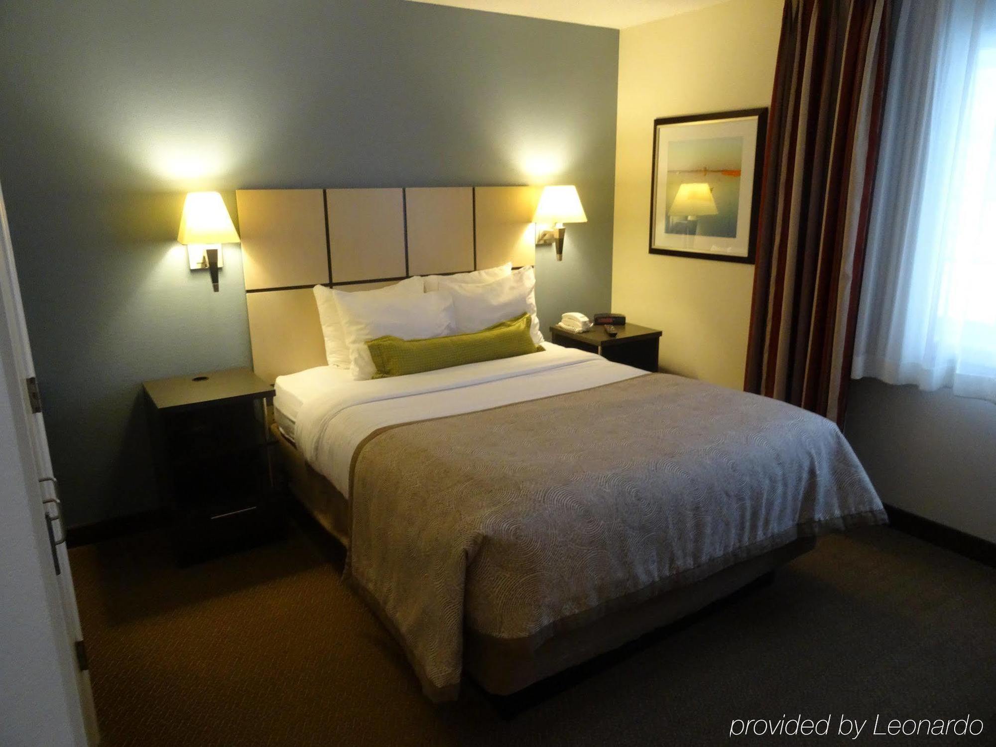 Sonesta Simply Suites Cleveland North Olmsted Airport Εξωτερικό φωτογραφία