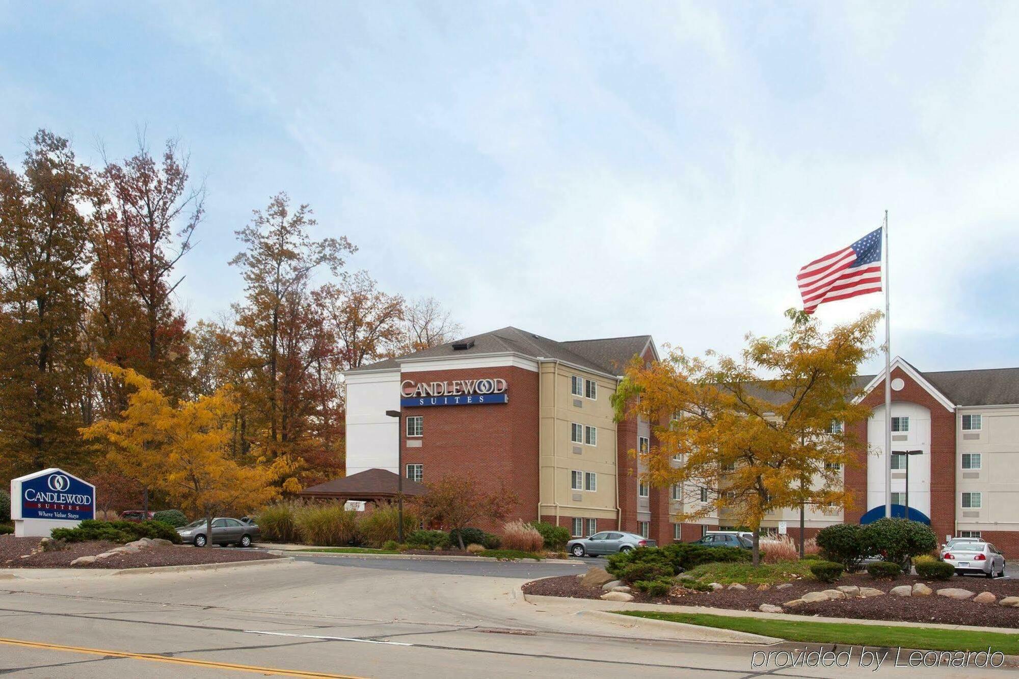 Sonesta Simply Suites Cleveland North Olmsted Airport Εξωτερικό φωτογραφία