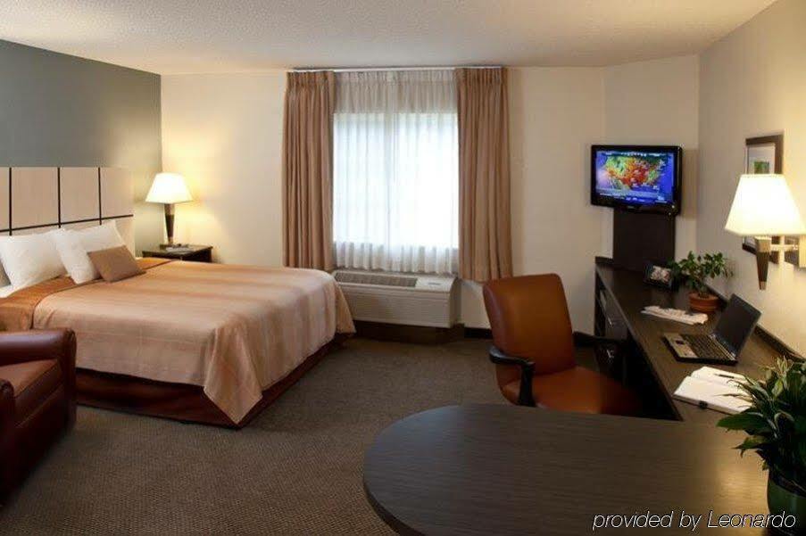 Sonesta Simply Suites Cleveland North Olmsted Airport Εξωτερικό φωτογραφία