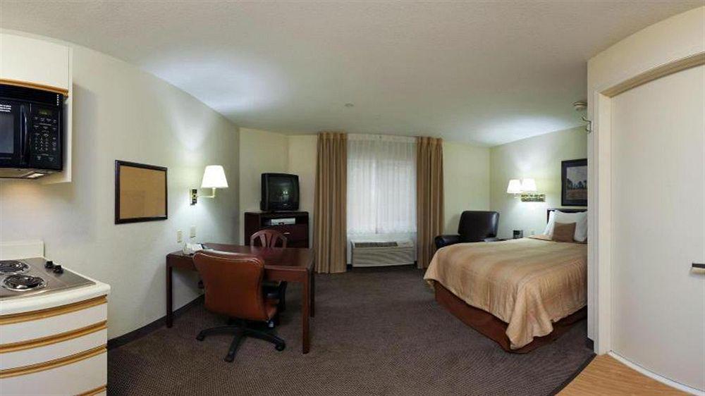 Sonesta Simply Suites Cleveland North Olmsted Airport Εξωτερικό φωτογραφία